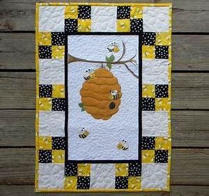 bee quilts | Applique quilt patterns, Quilts, Applique quilts