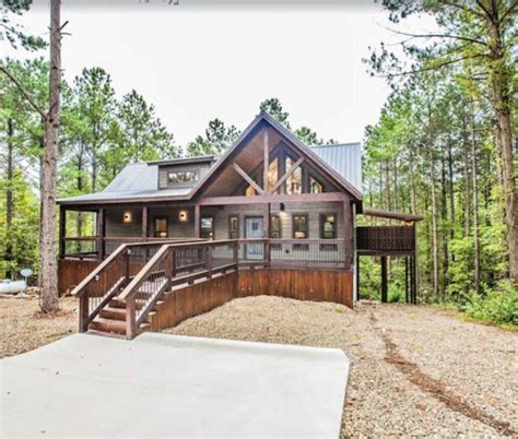 Best Cabins in Oklahoma (for Couples, Families, and Beyond)