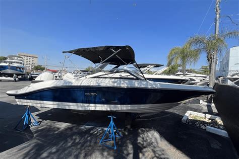 Sea Ray 230 SPX OB Seamagazine