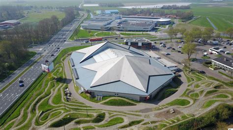 Sportpaleis Alkmaar Wordt Doorstroomlocatie Oekraïense Vluchtelingen