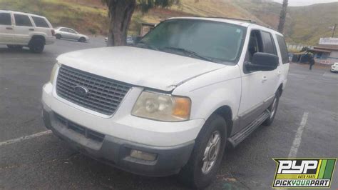 2003 Ford Expedition Piezas De Automóvil Usadas Riverside