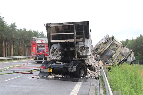 Miertelny Wypadek Na Obwodnicy Be Chatowa Nie Yje Kierowca Samochodu