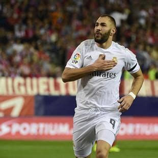 Karim Benzema Real Est Rentr Madrid Et A Re U Le Soutien De