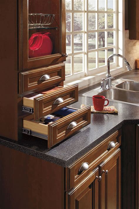 Wall Drawer Unit Aristokraft Cabinetry