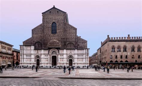 Downtown Churches Walking Tour in Bologna (Self Guided), Bologna, Italy