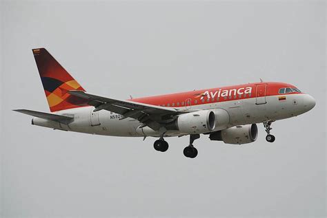 Airbus A318 111 N592EL Avianca at Miami International Airport | Airbus ...