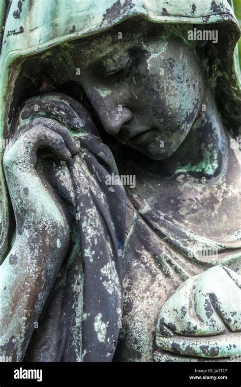 Frau Tod Statue Traurig Friedhof Grabstein Grabstein Trauer