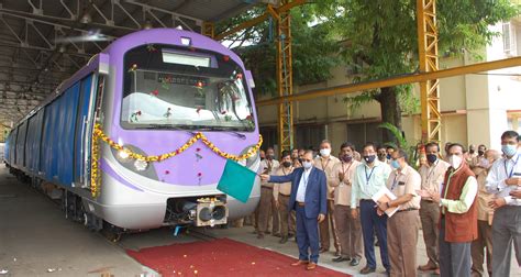 Beml Flags Off Last Train Set For Kolkata Metro Indian Bureaucracy Is