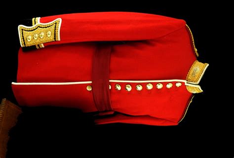 Grenadier guards officers present day ceremonial uniform | British army ...