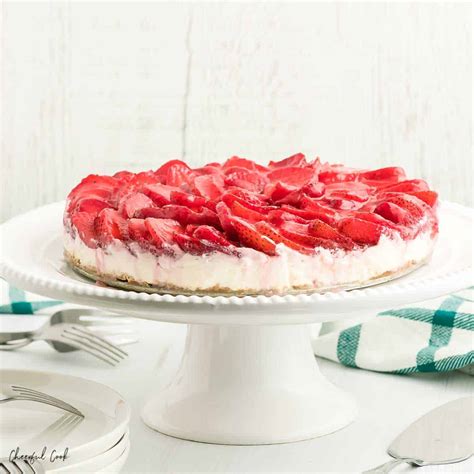 No Bake Strawberry Cheesecake - Cheerful Cook