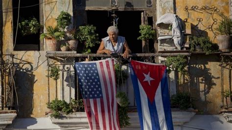 First Group Of Cubans Stranded In Costa Rica Reaches US BBC News