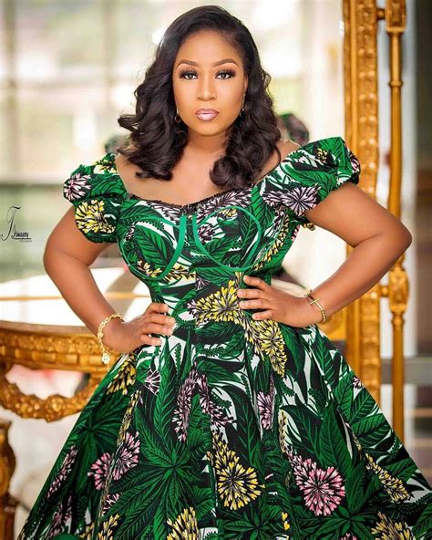 Latest Trending And Stunning Ankara Short Gowns Styles For Beautiful