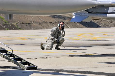 177th Fighter Wing Hosts Air Mobility Command Units For