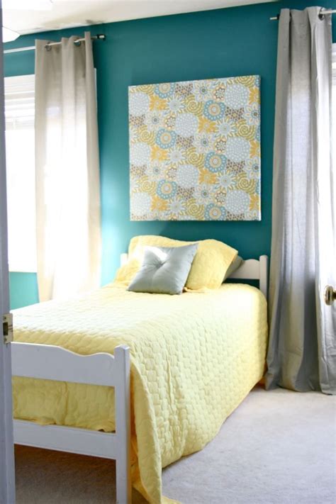 20 Teal Yellow And Grey Bedroom