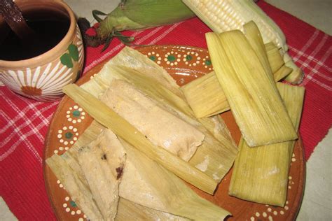 Receta De Tamales De Elote Bollitos Comida Mexicana Alelimada