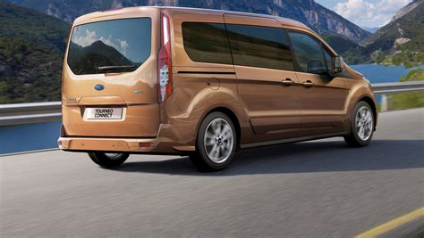 Ford Back In Minivan Market With Transit Connect