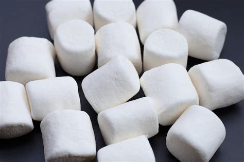 Premium Photo Delicious Fluffy Round Marshmallows White Candy