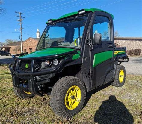 2023 John Deere Xuv 865r 132 Miles Showing On Odometer With 63 Hours Showing On Gauge Power