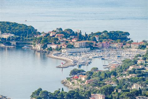 Saint-Jean-Cap-Ferrat : Visite et circuit autour des plus belles plages
