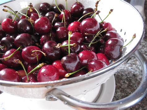 Tart vs Acai Cherries | Antioxidants and Health Benefits