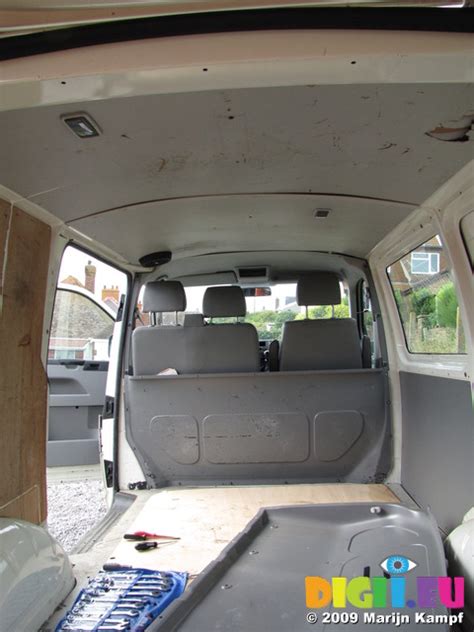 Removing Bulkhead From VW T5 Transporter DIY