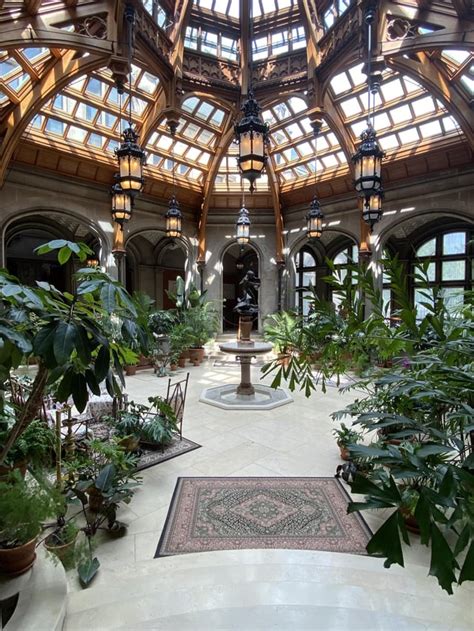 The Biltmores Atrium Is All Of Our Plant Dreams Come True Houseplants