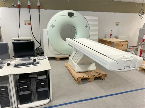 Refurbished SIEMENS Emotion 16 CT Scanner For Sale DOTmed Listing