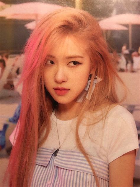 Pin By Kornelia Mich On Blackpink Blackpink Rose Black Pink Beauty