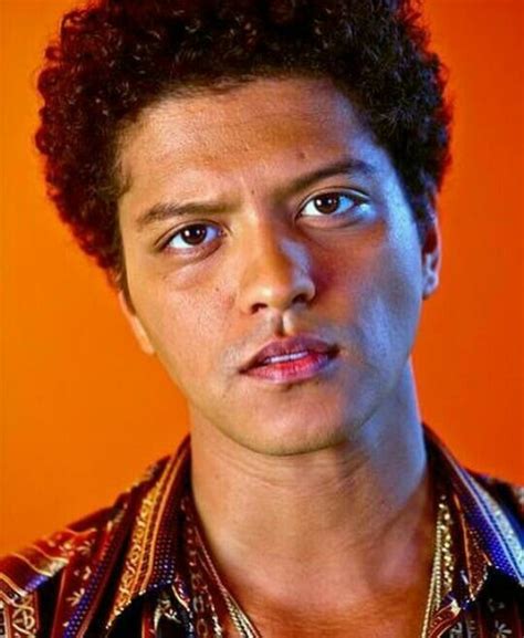 Pin By Jaqueline Rudris On Bruno Mars Antigo Bruno Mars Bruno Singer