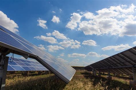 O Painel Solar A Fonte Alternativa Da Eletricidade O Conceito De