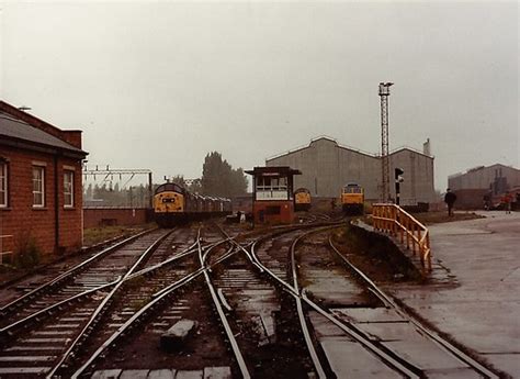 Crewe Works Class 40 S Awaiting Scrapping Flag Lane C Flickr