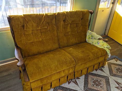 A beautiful vintage couch I got for $3.50! Can't beat a deal like that ...