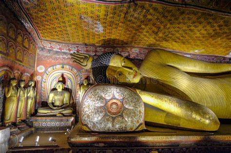 Templo De La Cueva De Dambulla En Sri Lanka Foto De Archivo Editorial