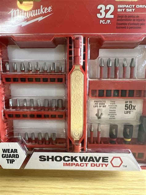 Milwaukee SHOCKWAVE 32 Pce Impact Driver Bit Set 48 32 4004