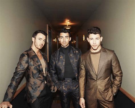 Jonas Brothers Release Two New Songs X And Five More Minutes