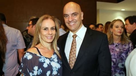 Esposa De Alexandre De Moraes Teria Dado Carteirada Para Embarcar Em