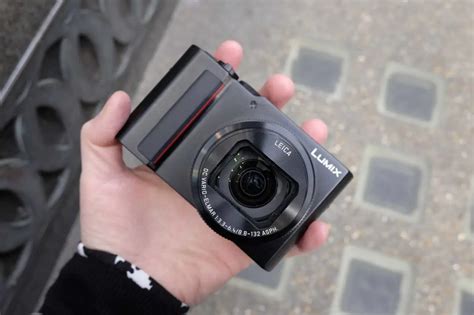 Panasonic TZ200 / ZS200 Review | Camera Jabber