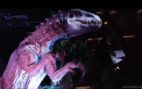 Animatronic Dinosaurs A Look At Jurassic World The Exhibition Boing Boing