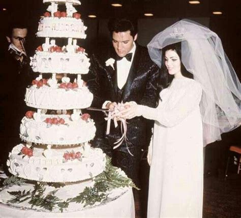 Wedding Cake Elvis Wedding Priscilla Presley Wedding Elvis And Priscilla