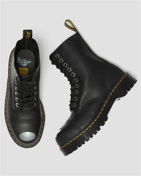 8761 Bxb Boot Dr Martens