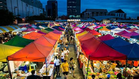 Best Night Markets In Thailand