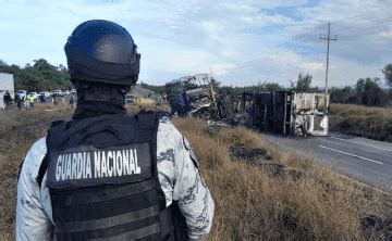 Fiscalía Sinaloa confirma 22 cuerpos tras camionazo en Elota