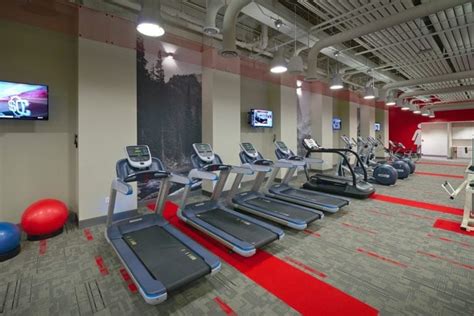 WELLS FARGO FITNESS CENTER – Waring Associates – Your Space Redefined