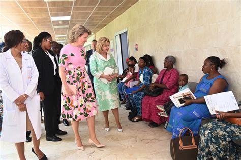 Visite De Sa Majesté Mathilde Dudekem Dacoz Reine De Belgique à L