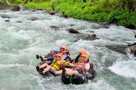 foto nyantai asyik  sendang dalem river tubing wisata adrenalin