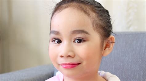 Tutorial: Natural Graduation Makeup For Kids — Project Vanity