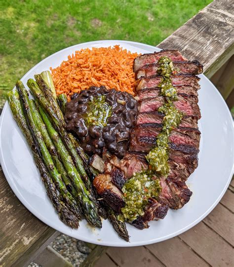 [Homemade] Chimichurri steak with sides. : r/food