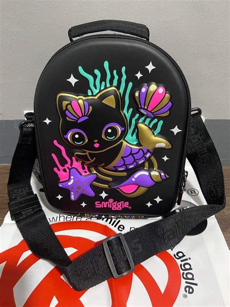 Smiggle Hardtop Lunchbag On Carousell