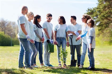 Concepto De Voluntariado Caridad Personas Y Ecolog A Grupo De