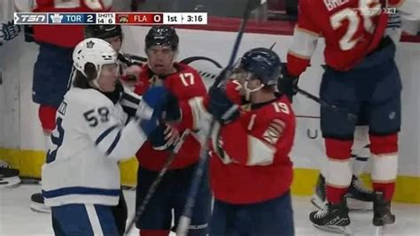 Leafs Tyler Bertuzzi Makes Matthew Tkachuk Flinch During Scrum